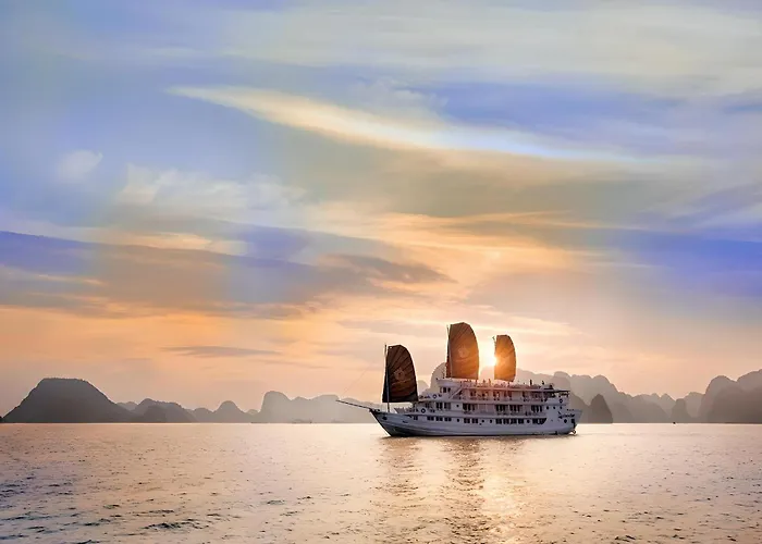 Hera Classic Boutique Cruise 4* 下龍